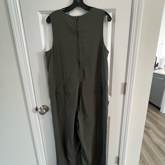 Athleta Dark Green Sleeveless Jumpsuit - Picture 5 of 5